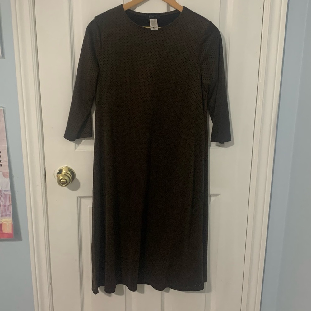 Brown dress